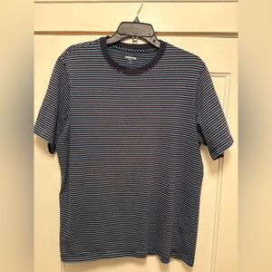 Lands’ End men’s blue stripe T-shirt